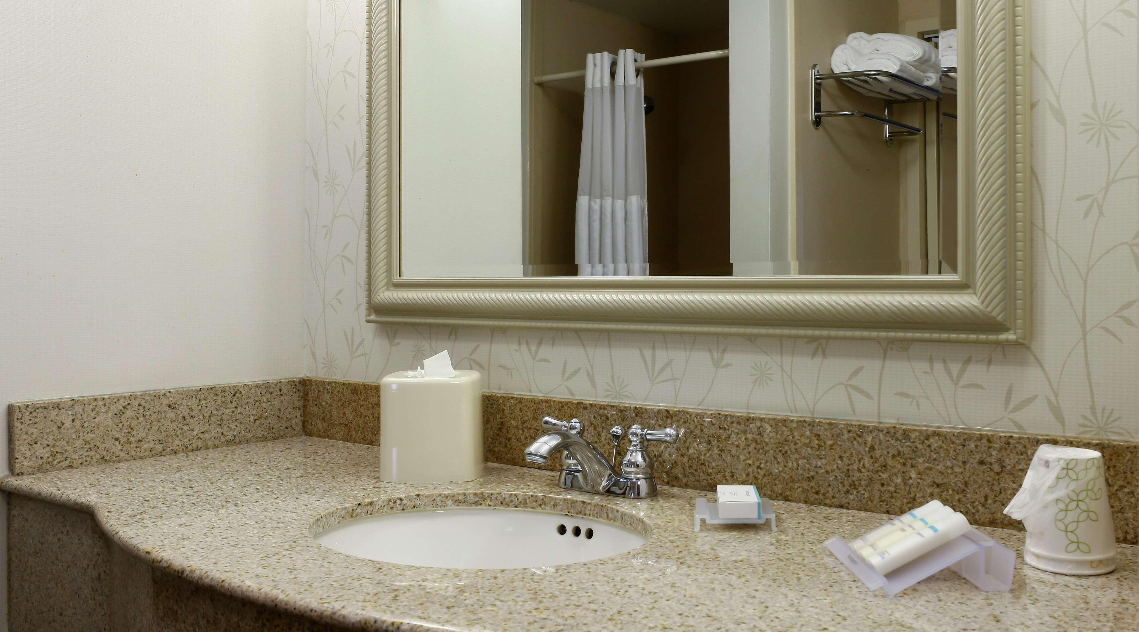 Hilton Garden Inn Secaucus/Meadowlands Экстерьер фото