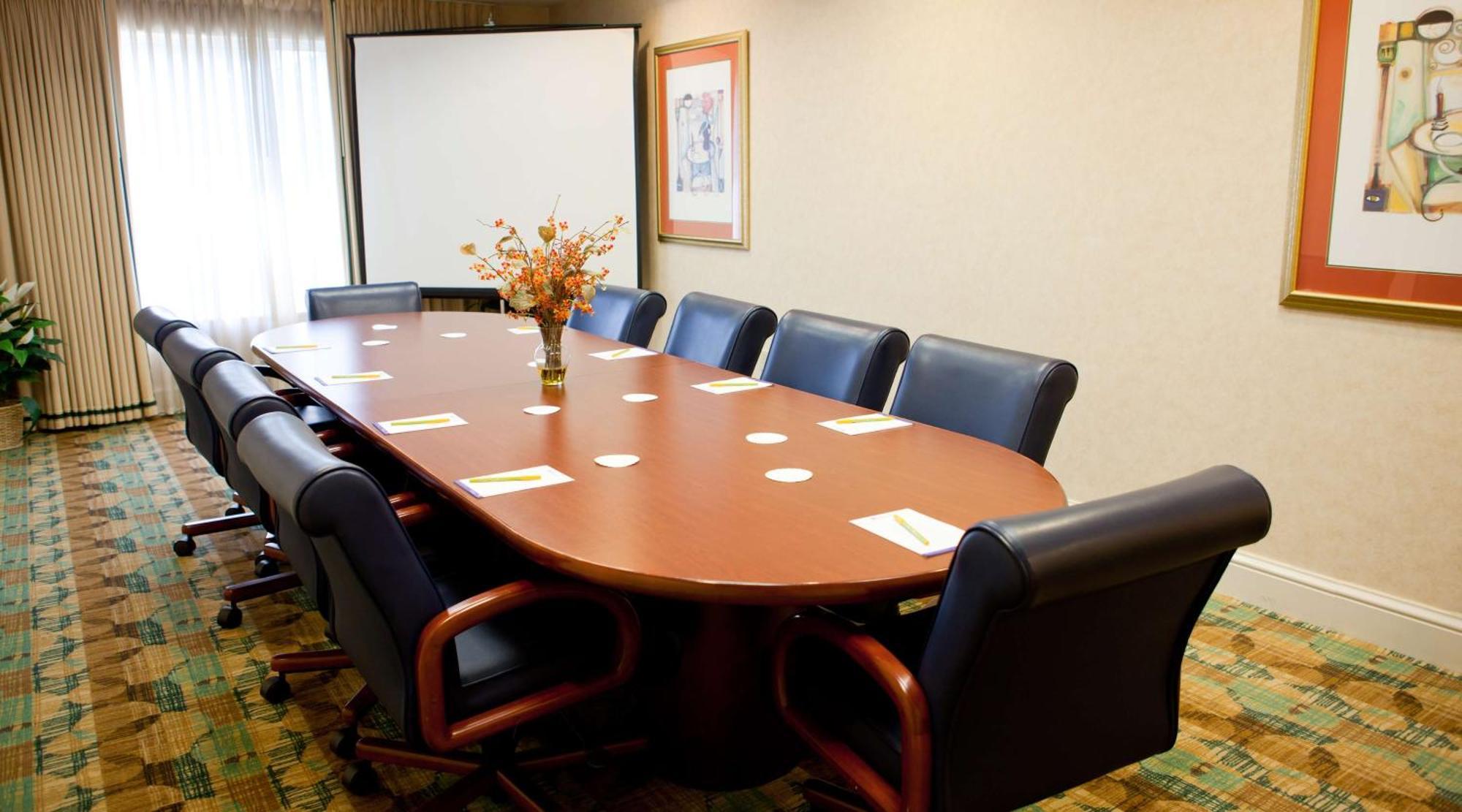 Hilton Garden Inn Secaucus/Meadowlands Экстерьер фото