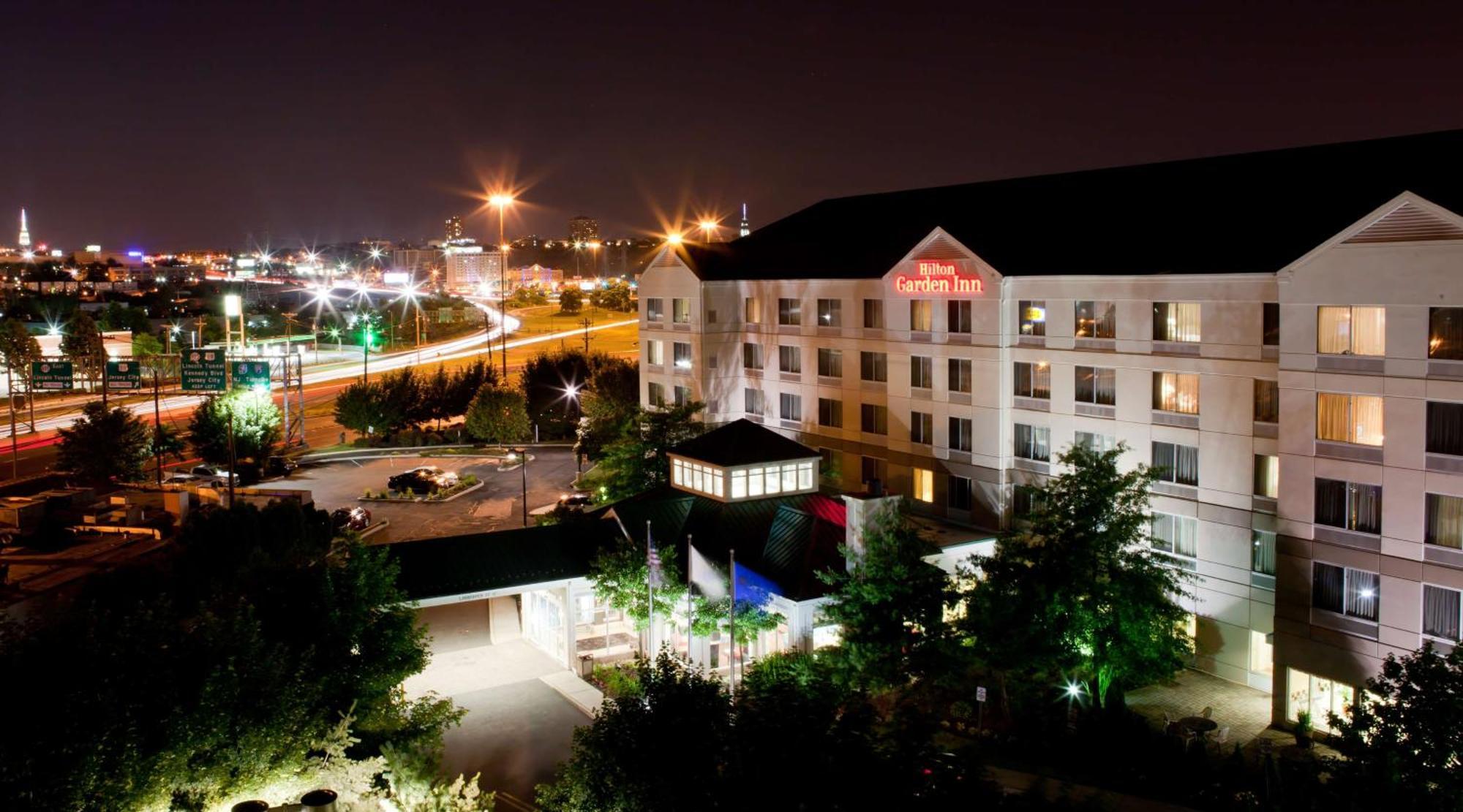 Hilton Garden Inn Secaucus/Meadowlands Экстерьер фото
